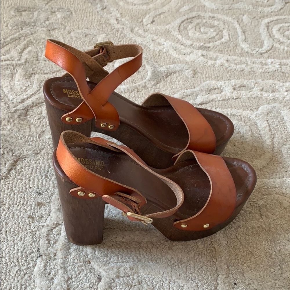 Wooden heeled platform sandals